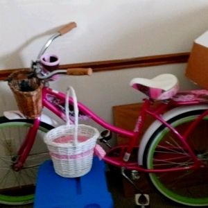 Girls vintage bicycle